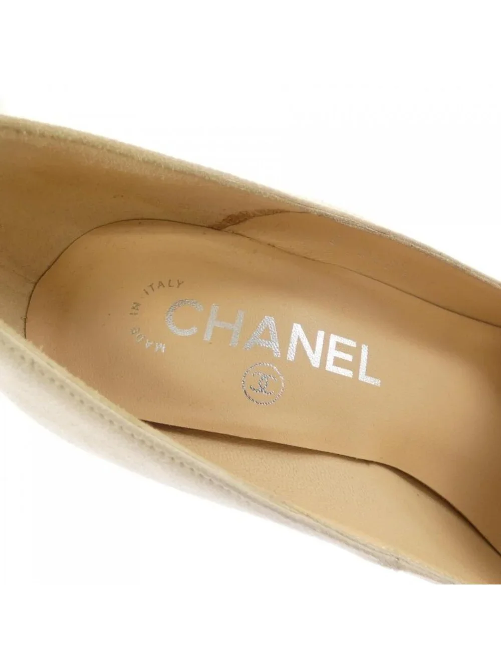 Chanel Pumps Heel White